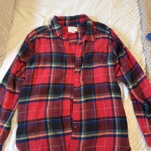 American Eagle Outfitters Red and Blue Plaid Shirt